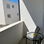 Sunrise With Private Parking Διαμέρισμα