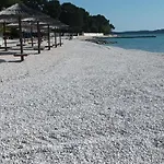 Apartament Sunrise With Private Parking Pula