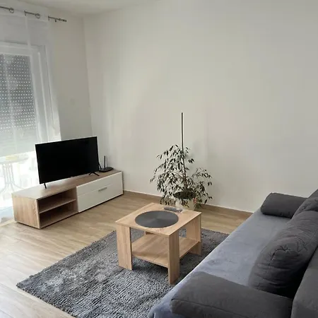 Apartman Sunrise With Private Parking