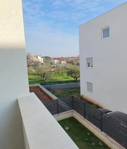 Sunrise With Private Parking * Pula