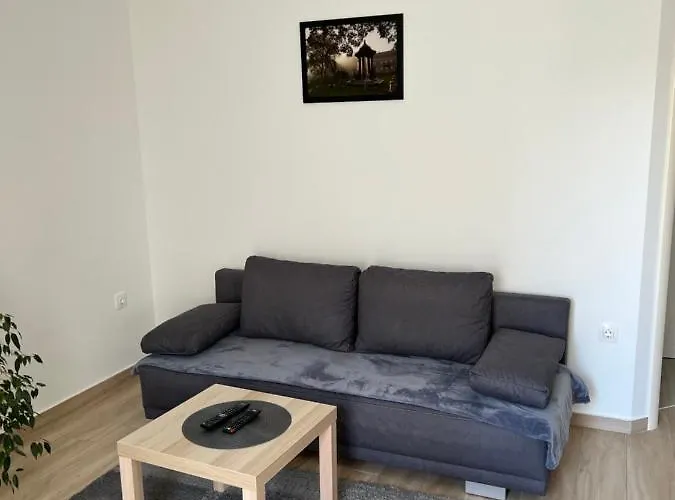 Sunrise With Private Parking * 풀라