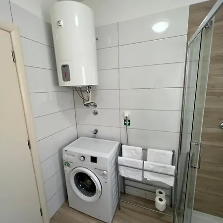 Apartment Sunrise With Private Parking *