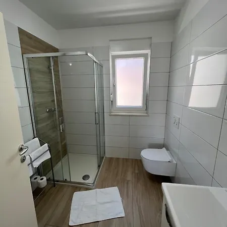 Sunrise With Private Parking Apartamento