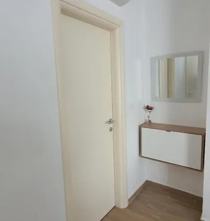 Sunrise With Private Parking * Pula